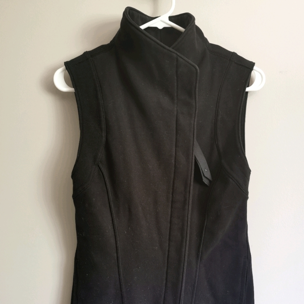 Lululemon Sweater Vest Small/4